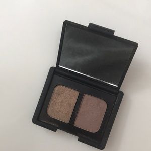 NARS eyeshadow duo